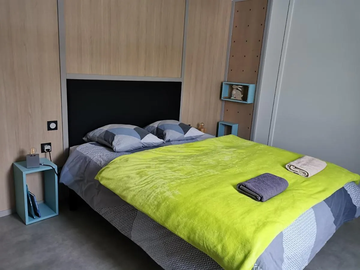 Acs Chambre D'Hotes Jusqu'A 4 Personnes Bagnols  0*, Bagnols (Puy-de-Dome)